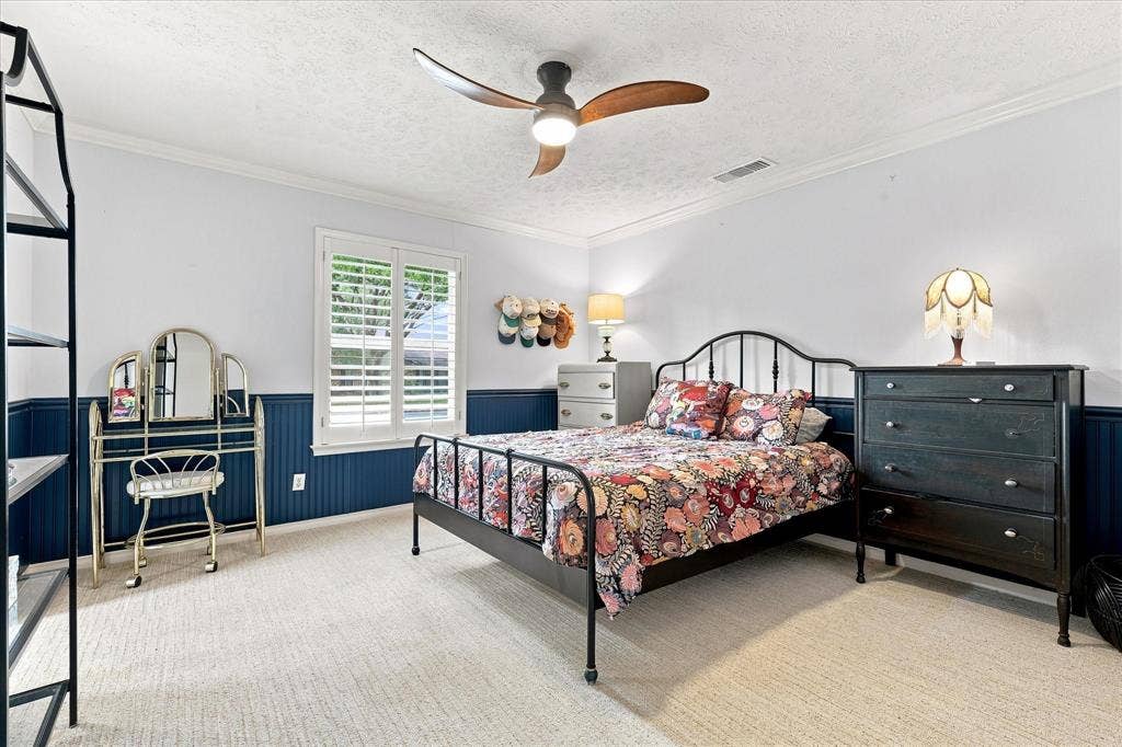 9915 Faircrest Drive, Dallas, TX 75238 9915 Faircrest Drive, Dallas, TX 75238