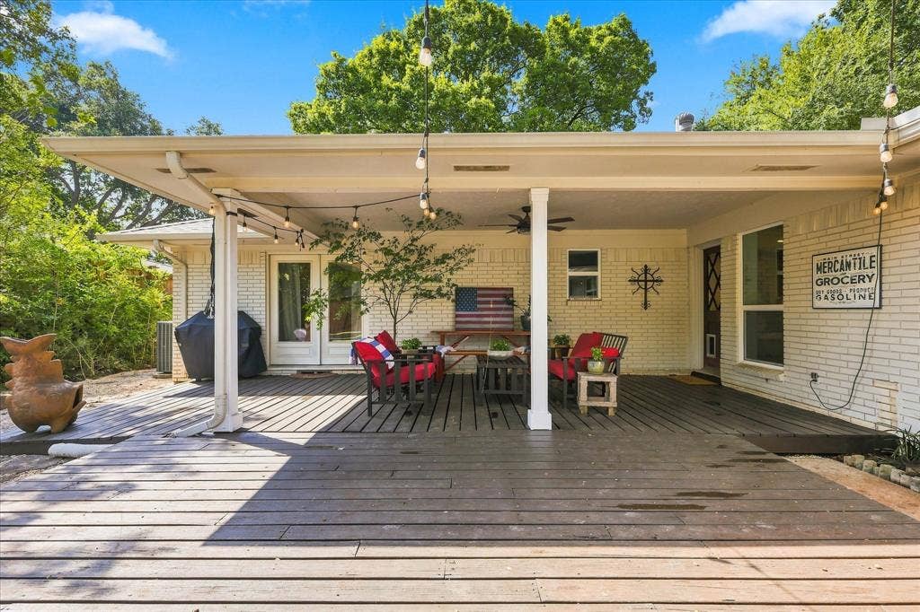 9915 Faircrest Drive, Dallas, TX 75238 9915 Faircrest Drive, Dallas, TX 75238