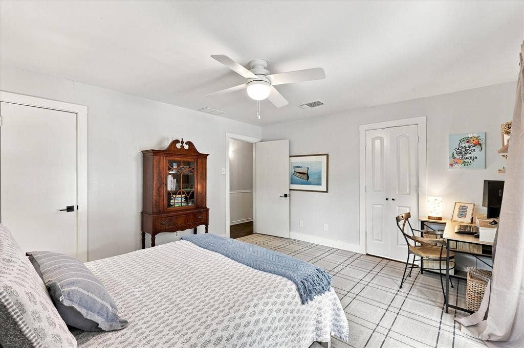 9915 Faircrest Drive, Dallas, TX 75238 9915 Faircrest Drive, Dallas, TX 75238