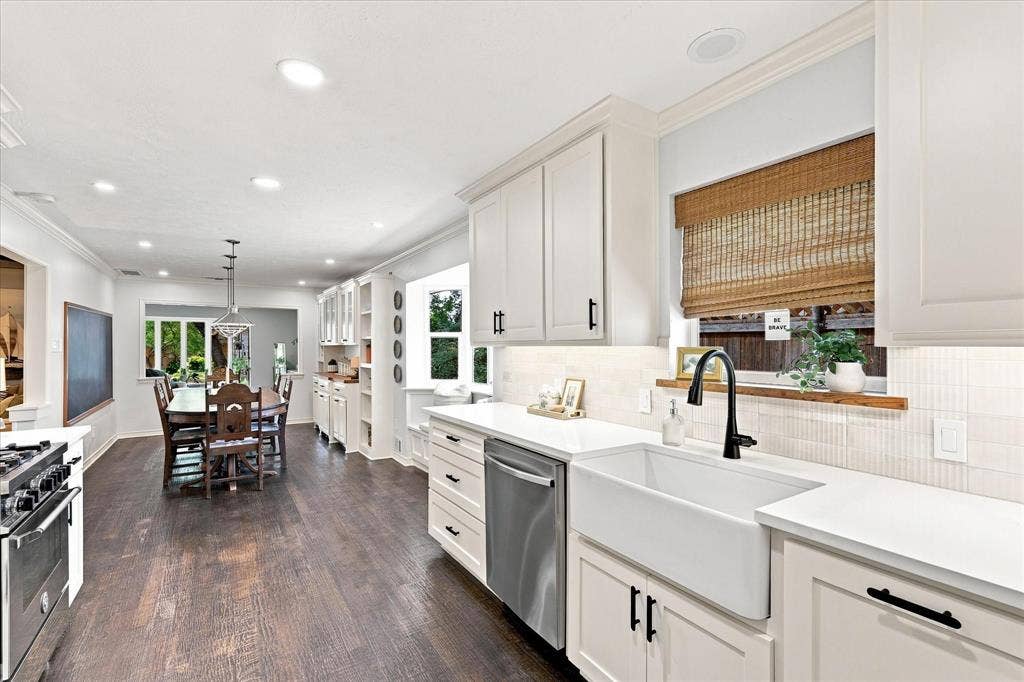 9915 Faircrest Drive, Dallas, TX 75238 9915 Faircrest Drive, Dallas, TX 75238