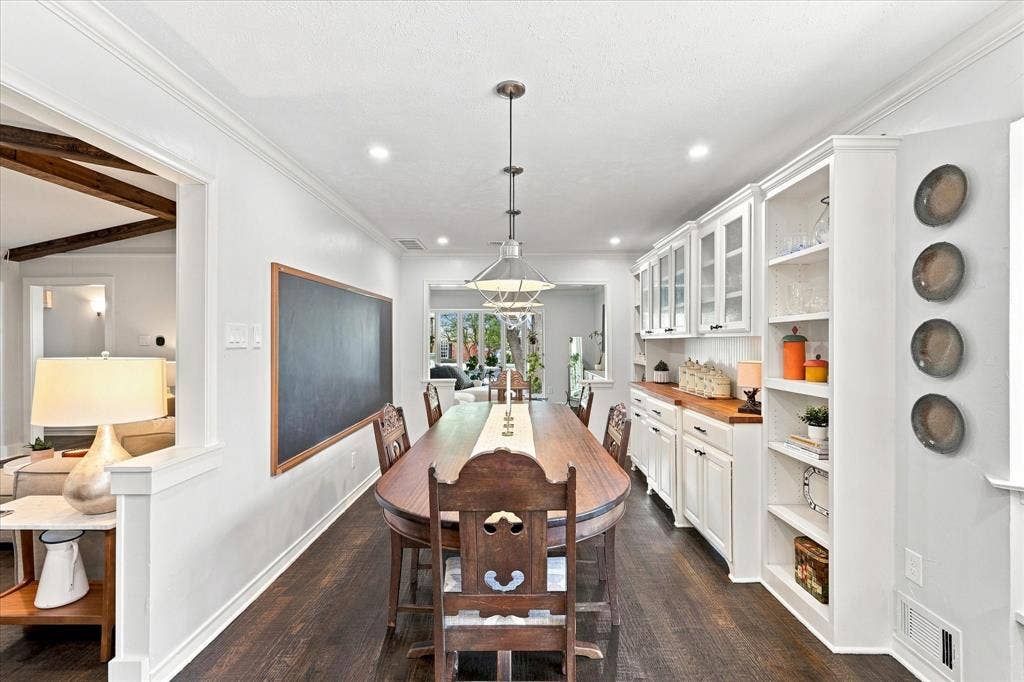 9915 Faircrest Drive, Dallas, TX 75238 9915 Faircrest Drive, Dallas, TX 75238