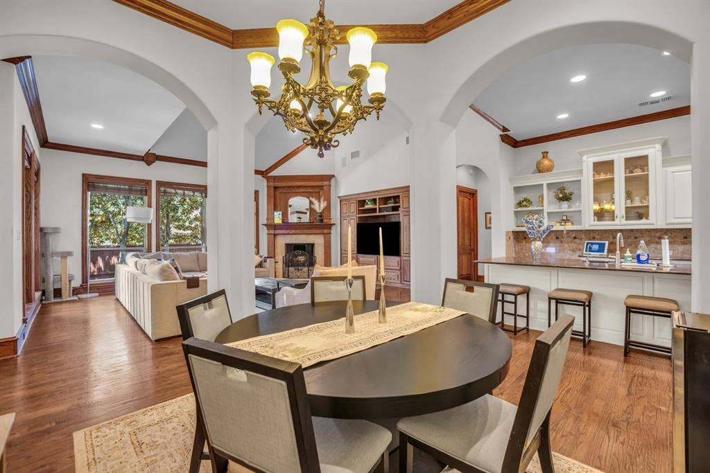 4821 Pyramid Drive, Plano, TX 75093 4821 Pyramid Drive, Plano, TX 75093