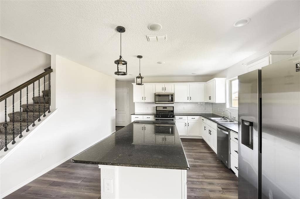 2008 Sun Star Drive, Haslet, TX 76052 2008 Sun Star Drive, Haslet, TX 76052