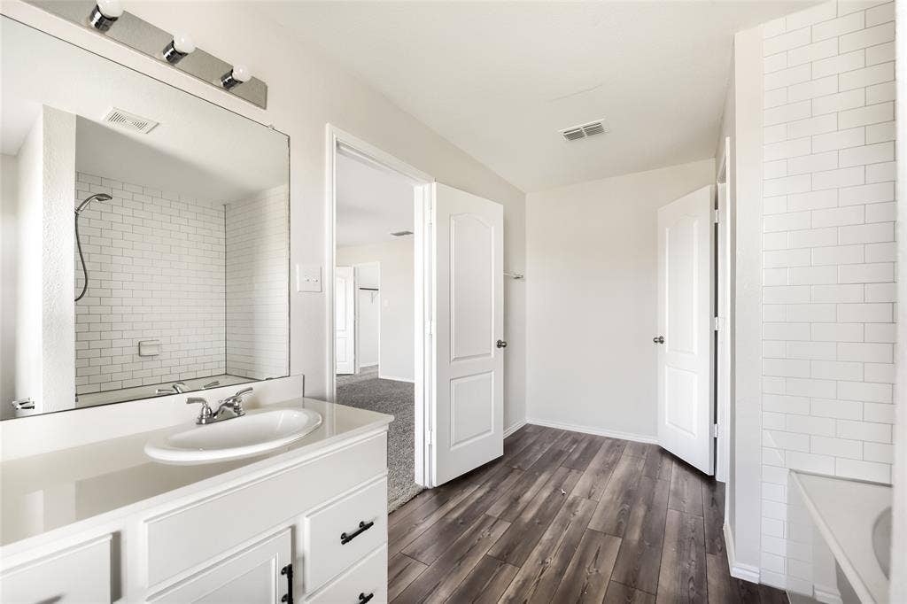 2008 Sun Star Drive, Haslet, TX 76052 2008 Sun Star Drive, Haslet, TX 76052