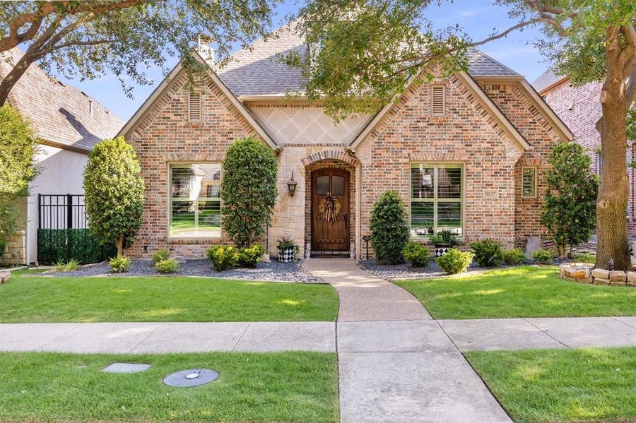 Property photo for 5637 Braemar Drive, Frisco, TX