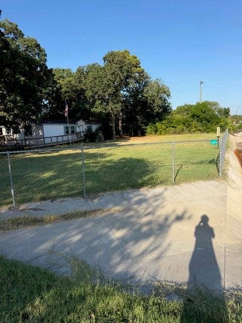 Property photo for 4004 Curry Road, #A, Arlington, TX