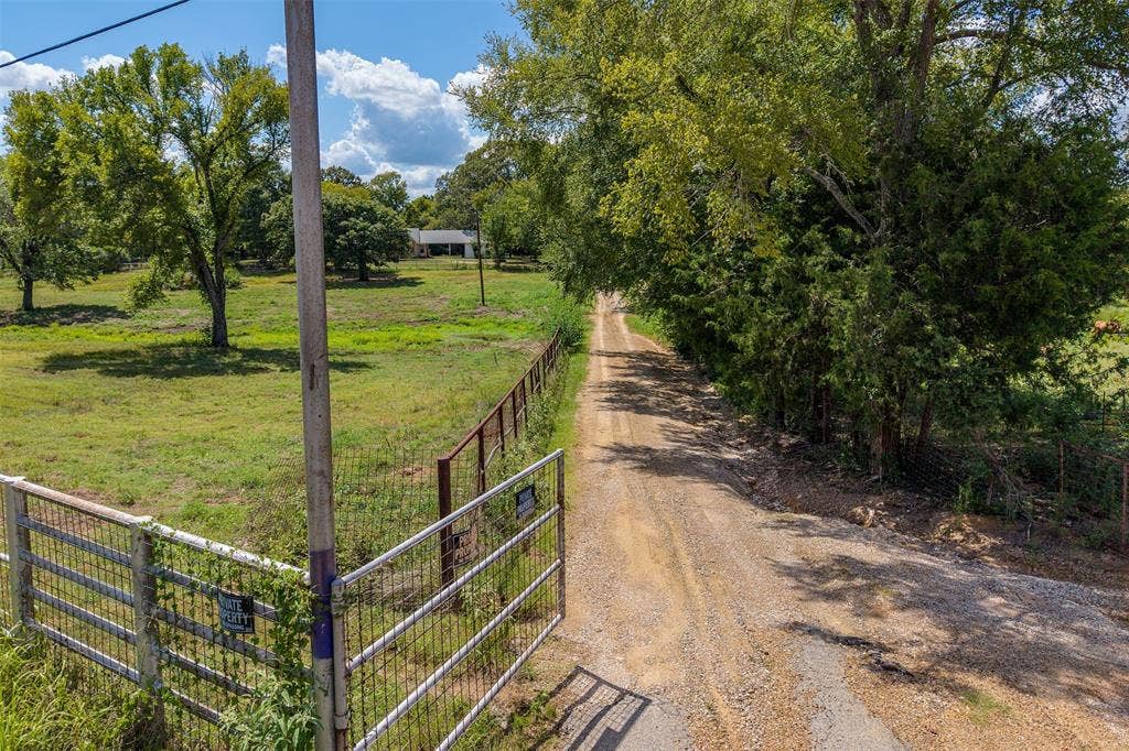 5250 Fm 2494, Athens, TX 75751 5250 Fm 2494, Athens, TX 75751