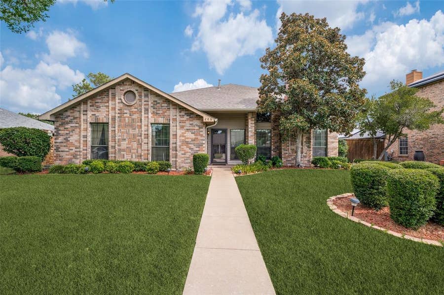 Property photo for 206 Carolina Court, Coppell, TX