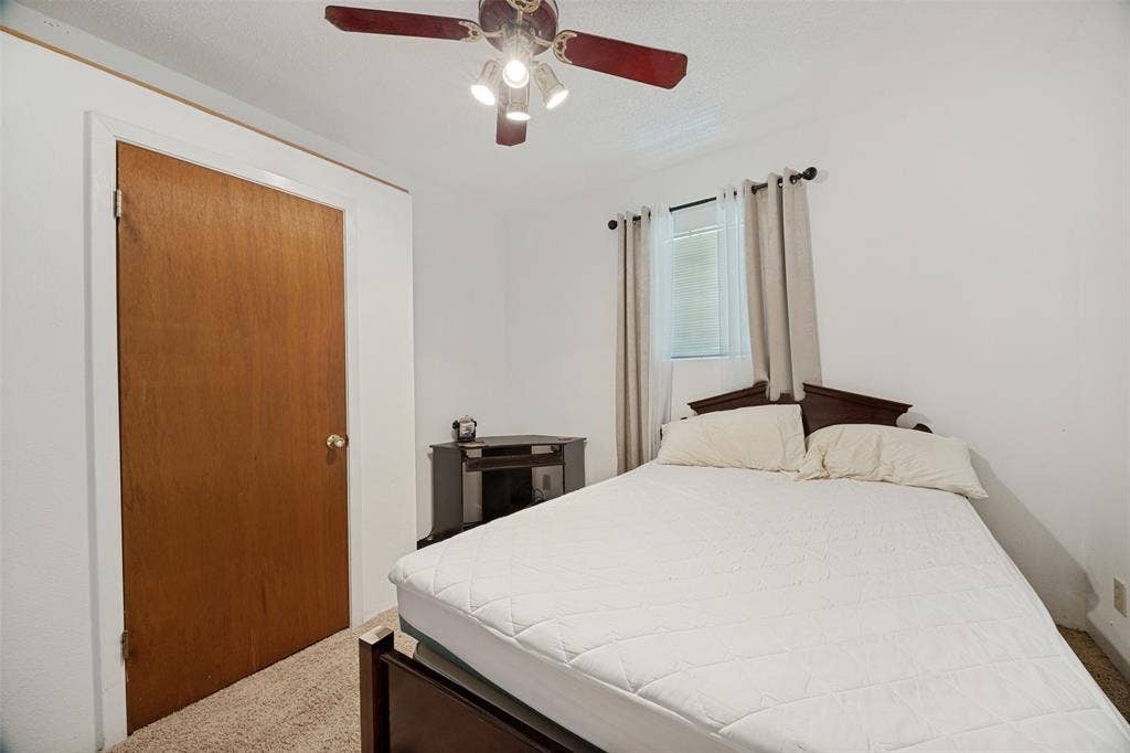4449 County Road 895, Princeton, TX 75407 Downstairs bedroom.
