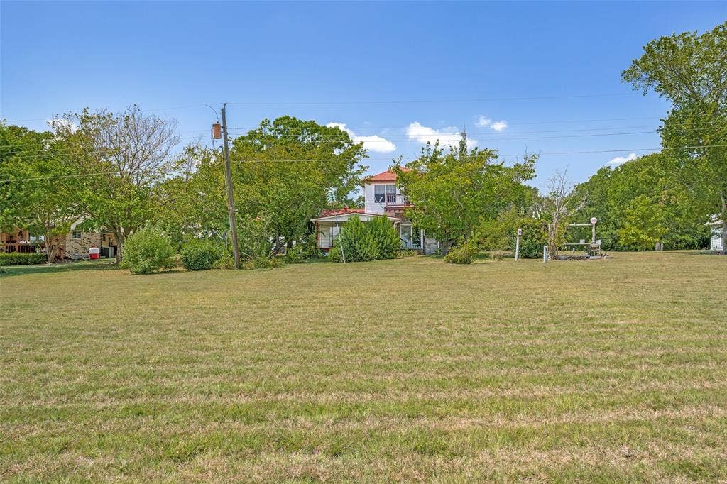 4449 County Road 895, Princeton, TX 75407 4449 County Road 895, Princeton, TX 75407