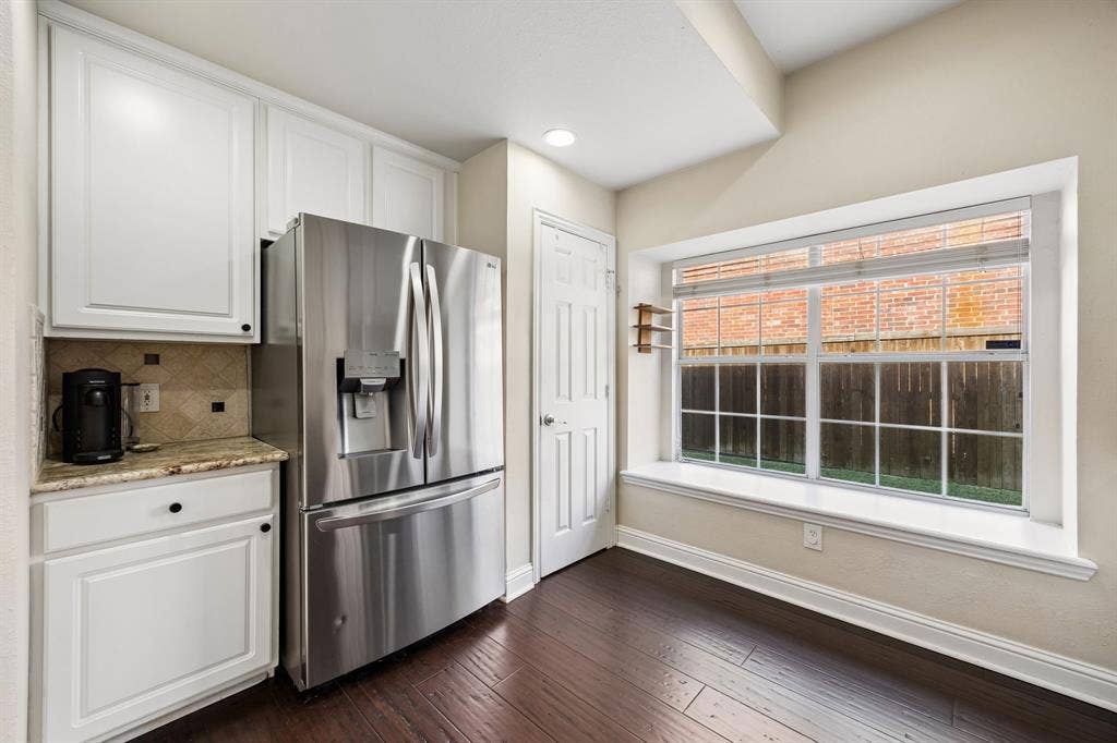 9028 Clearhurst Drive, Dallas, TX 75238 9028 Clearhurst Drive, Dallas, TX 75238
