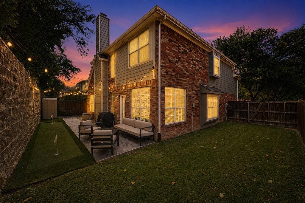 9028 Clearhurst Drive, Dallas, TX 75238 9028 Clearhurst Drive, Dallas, TX 75238