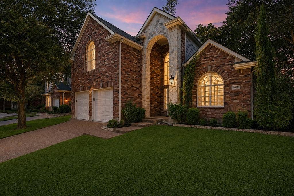 9028 Clearhurst Drive, Dallas, TX 75238 9028 Clearhurst Drive, Dallas, TX 75238