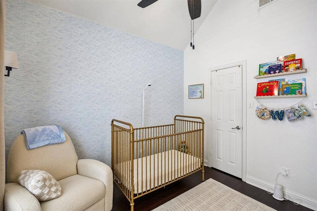 9028 Clearhurst Drive, Dallas, TX 75238 9028 Clearhurst Drive, Dallas, TX 75238