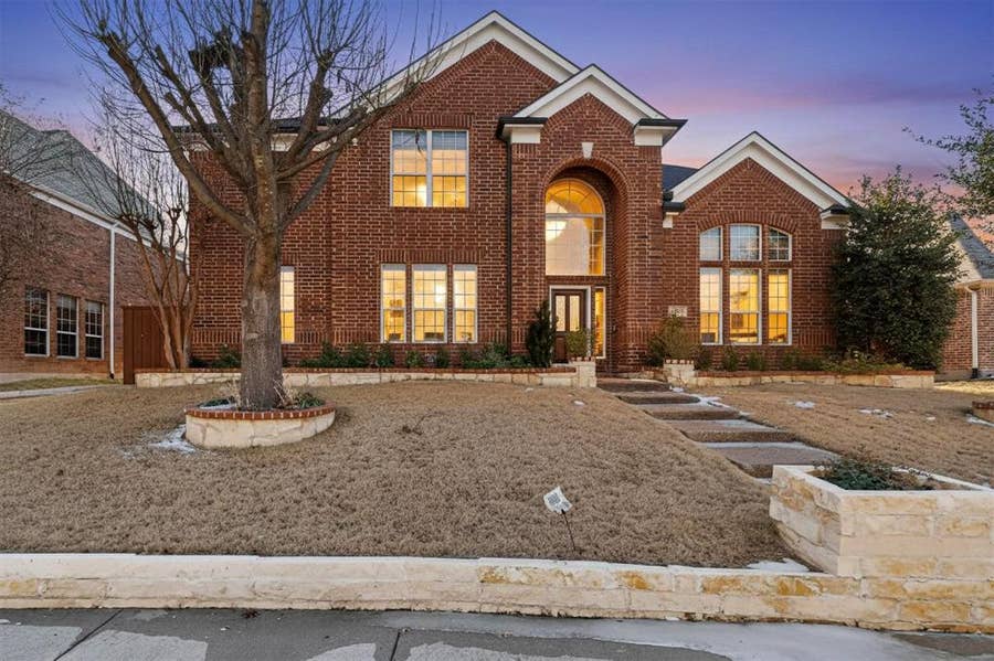 Property photo for 10051 Plainsman Lane, Frisco, TX