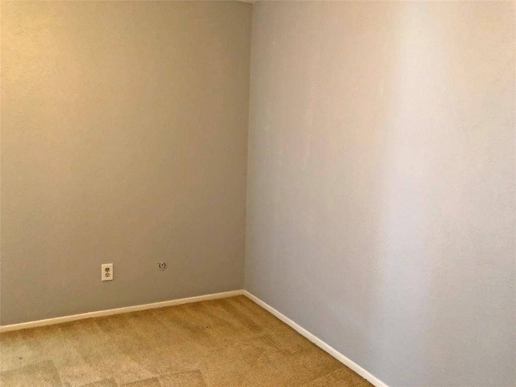 2111 E Belt Line Road, #1, Richardson, TX 75081 Guest bedroom