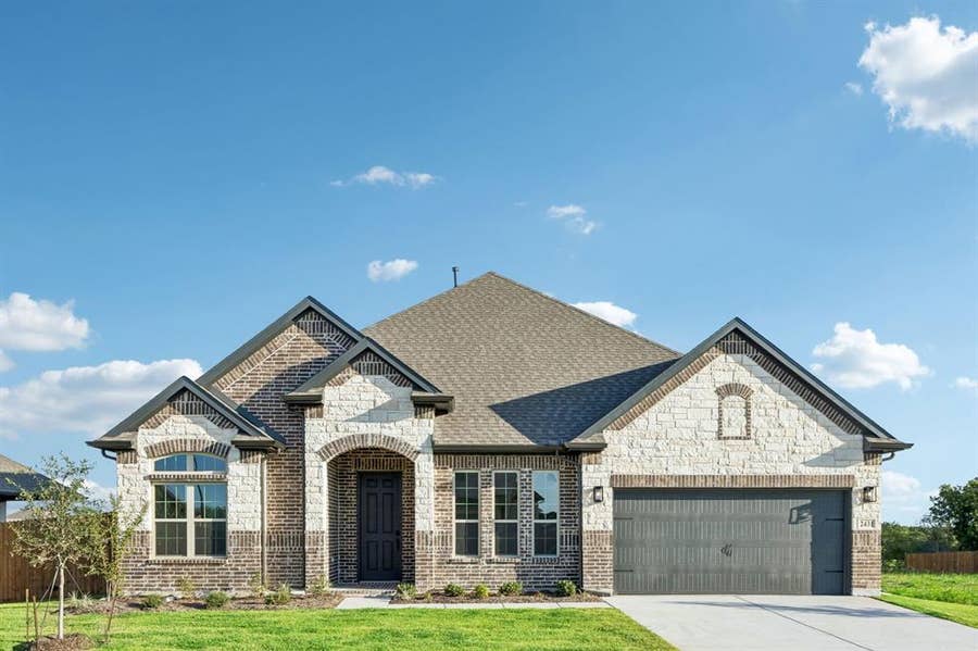 Property photo for 2431 Scott Court, Waxahachie, TX