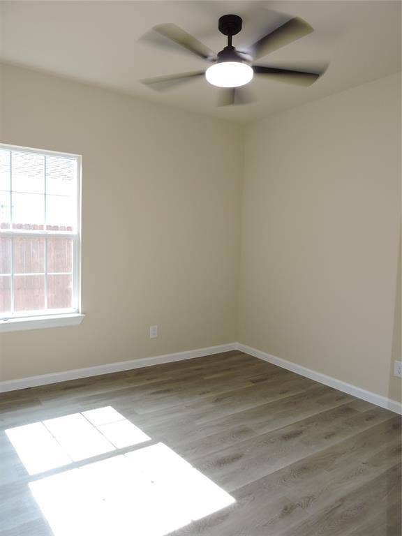 106 Navajo Drive, Mabank, TX 75156 Window with white trim