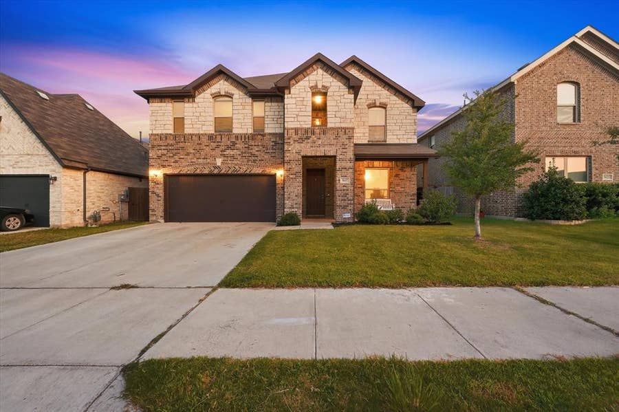 Property photo for 5617 Mountain Island Drive, Fort Worth, TX