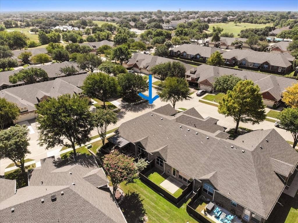 2829 Mott Street, Plano, TX 75025 2829 Mott Street, Plano, TX 75025