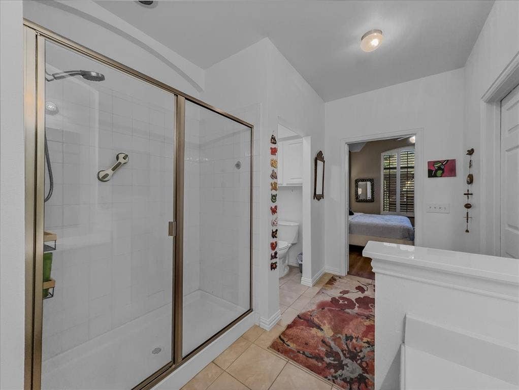 2829 Mott Street, Plano, TX 75025 2829 Mott Street, Plano, TX 75025