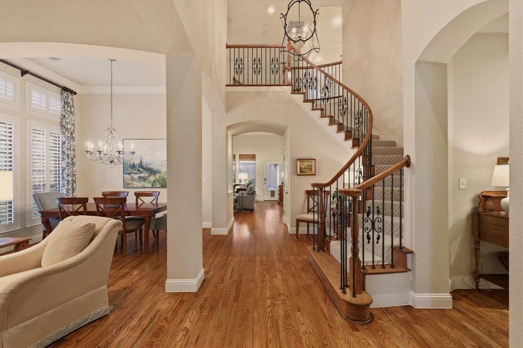 2324 Harrisburg Lane, Plano, TX 75025 2324 Harrisburg Lane, Plano, TX 75025