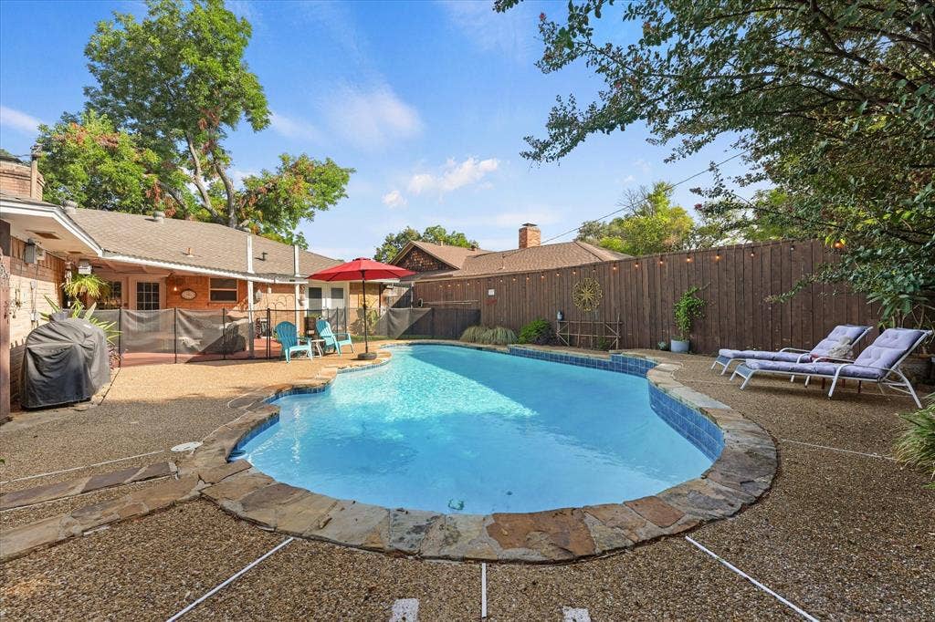 6138 N Jim Miller Road, Dallas, TX 75228 6138 N Jim Miller Road, Dallas, TX 75228