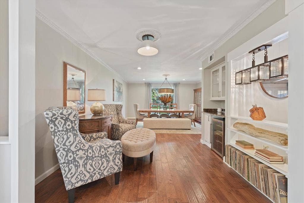 6138 N Jim Miller Road, Dallas, TX 75228 6138 N Jim Miller Road, Dallas, TX 75228