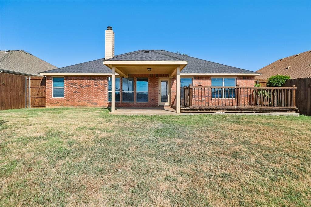 7905 Decoy Drive, Arlington, TX 76002 7905 Decoy Drive, Arlington, TX 76002