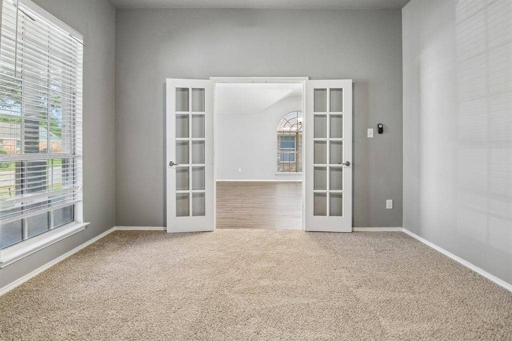 7905 Decoy Drive, Arlington, TX 76002 7905 Decoy Drive, Arlington, TX 76002