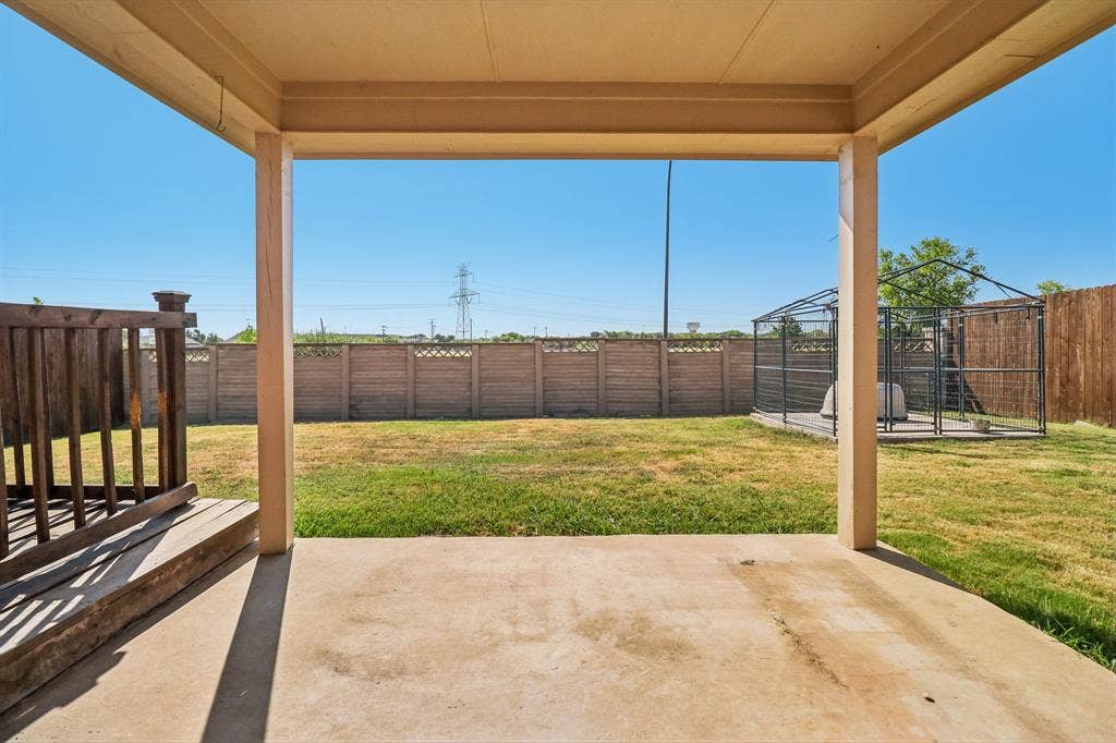 7905 Decoy Drive, Arlington, TX 76002 7905 Decoy Drive, Arlington, TX 76002