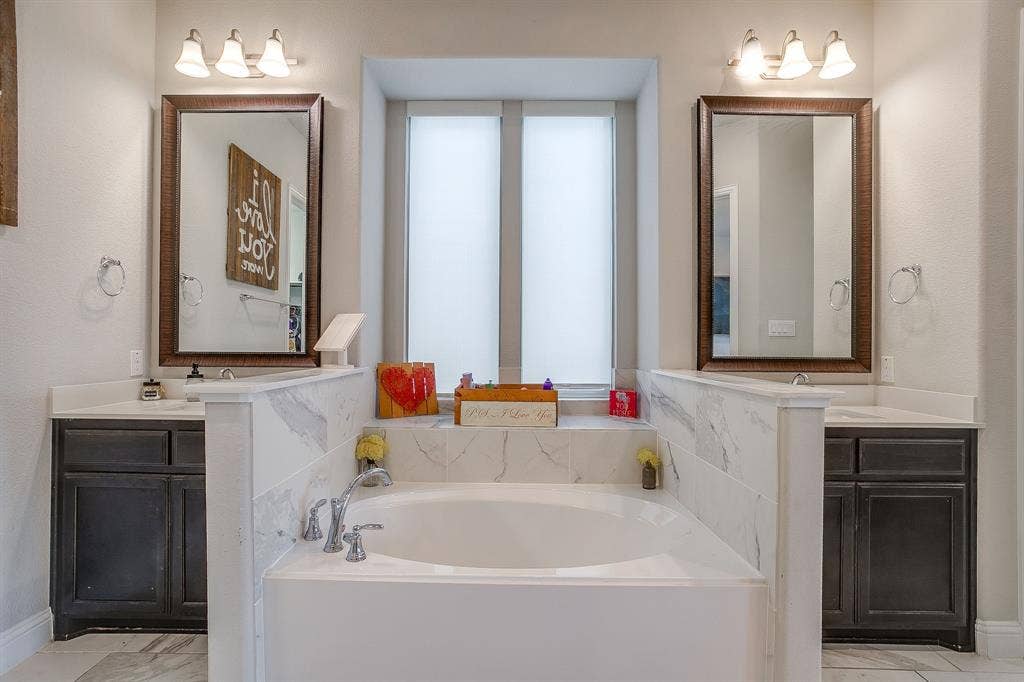 621 Brody Trail, Aledo, TX 76008 621 Brody Trail, Aledo, TX 76008