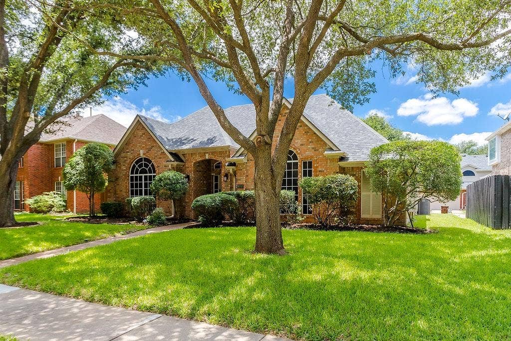 6745 Patrick Lane, Plano, TX 75024 6745 Patrick Lane, Plano, TX 75024