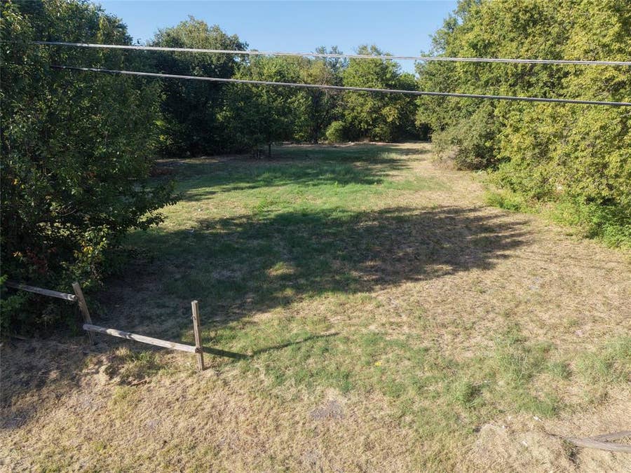 Property photo for 1712 S Sam houston Road, Mesquite, TX