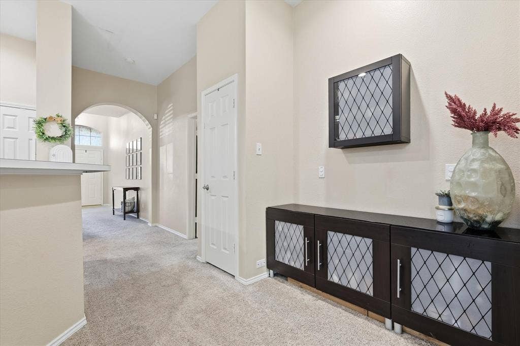 1621 Nicole Lane, Garland, TX 75040 1621 Nicole Lane, Garland, TX 75040