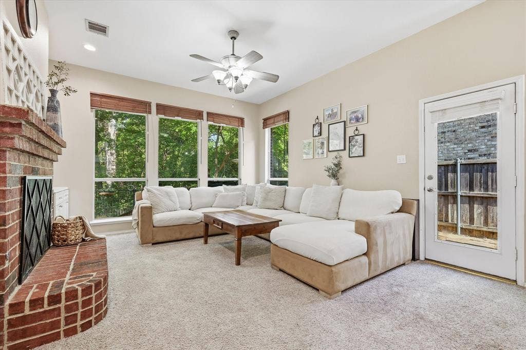 1621 Nicole Lane, Garland, TX 75040 1621 Nicole Lane, Garland, TX 75040