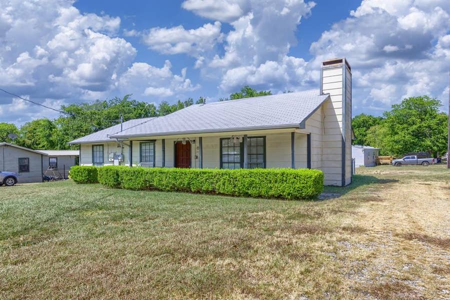 Property photo for 303 Georgia Avenue, Anna, TX