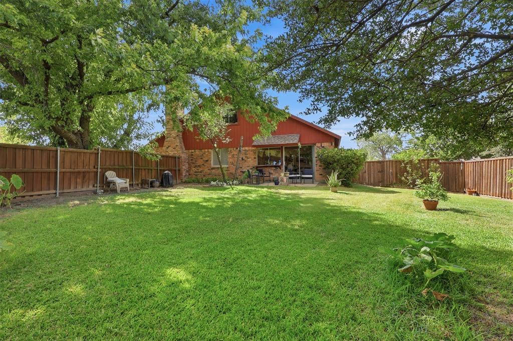3609 Sherrye Place, Plano, TX 75074 Large, beautiful and private