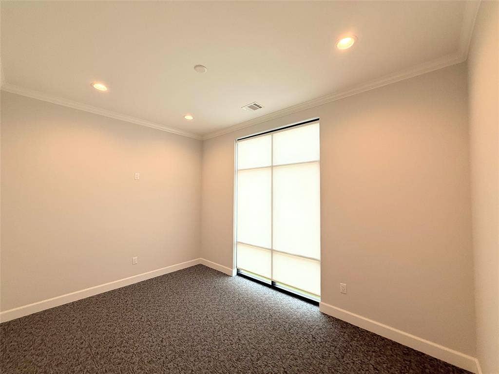 2120 Prairie Drive, #902, Prosper, TX 75078 Recessed lighting, crown molding, modern window blinds, and textured carpeting