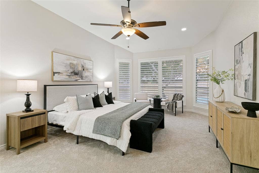 17 Adams Court, Mansfield, TX 76063 Vaulted ceilings, recessed lighting, and a ceiling fan