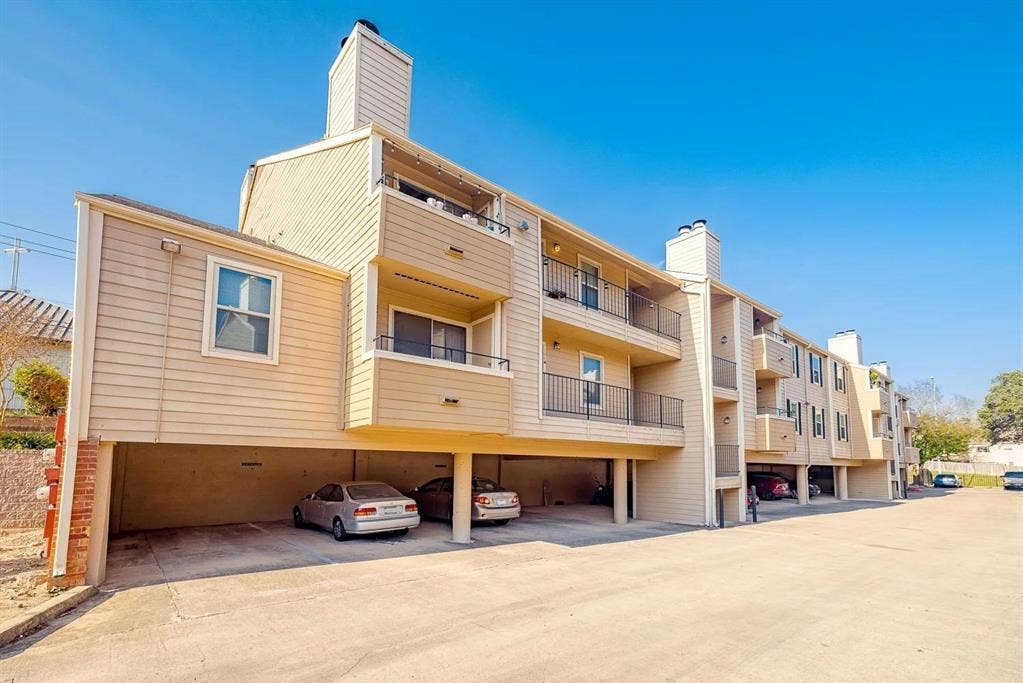 2809 W William Cannon Drive, #E201, Austin, TX 78745 50% Off First 4 Months of Rent!
