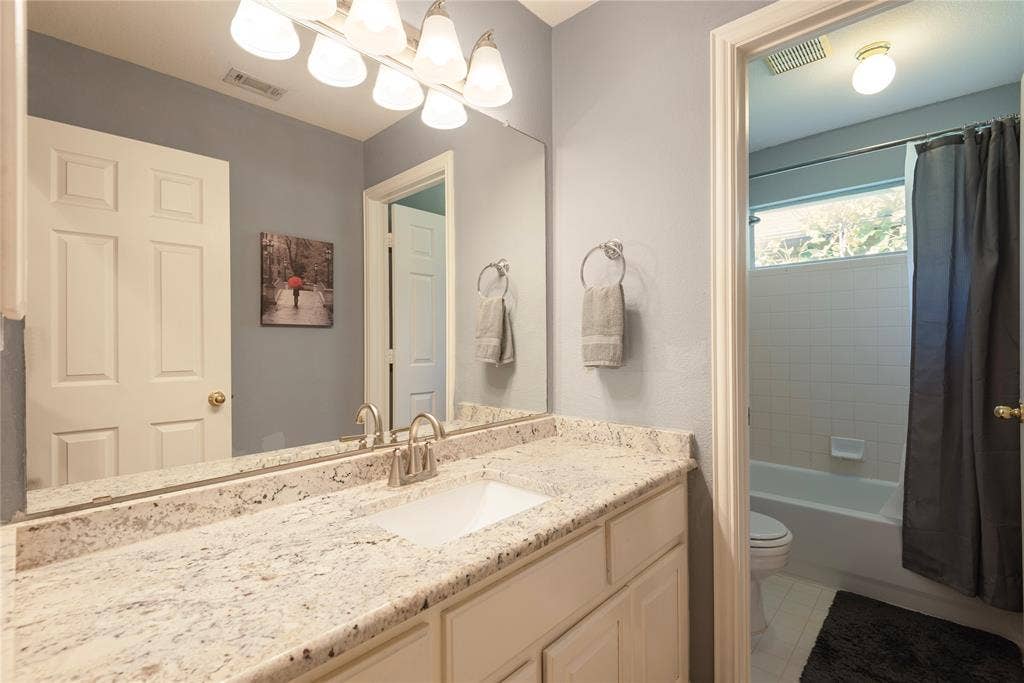 3013 Osage Lane, Denton, TX 76210 3013 Osage Lane, Denton, TX 76210