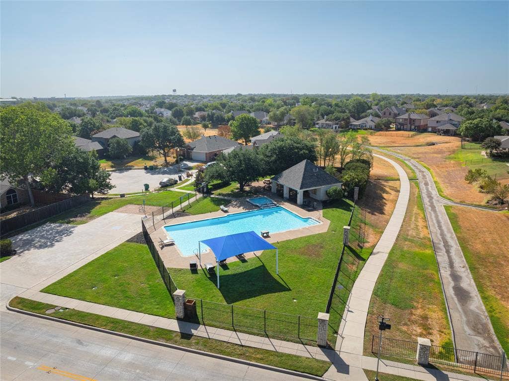 3013 Osage Lane, Denton, TX 76210 Neighborhood pool!