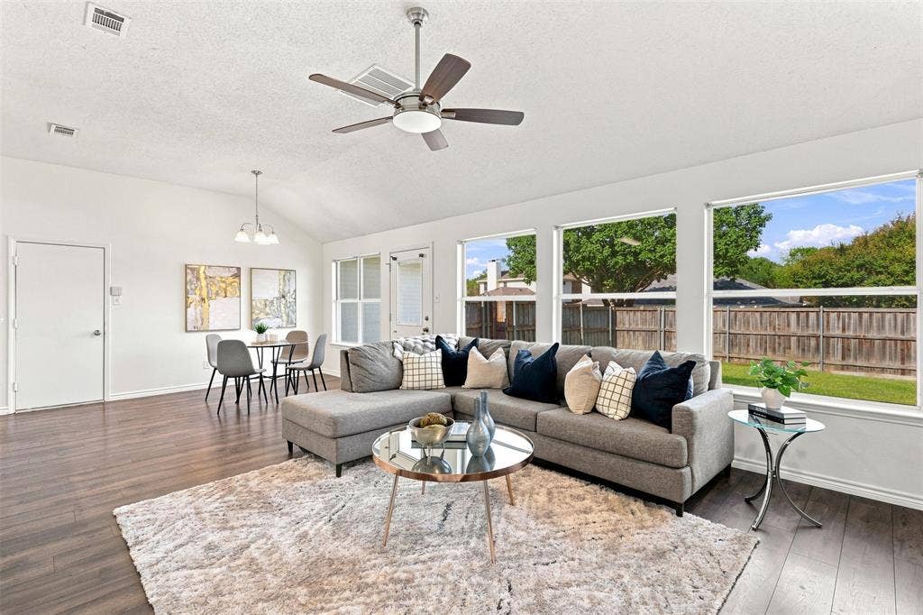 1110 Harvard Lane, Allen, TX 75002 Large living room open to breakfast nook