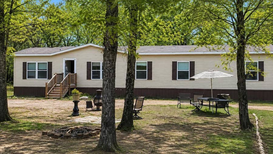 Property photo for 152 Lake Shadows Circle, Gun Barrel City, TX