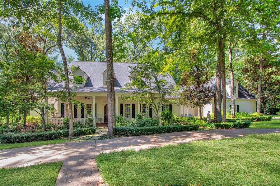 Property photo for 3889 Brighton Creek Circle, Tyler, TX