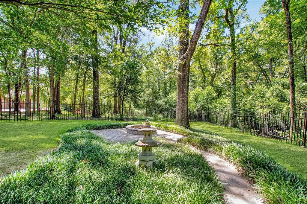 3889 Brighton Creek Circle, Tyler, TX 75707 3889 Brighton Creek Circle, Tyler, TX 75707