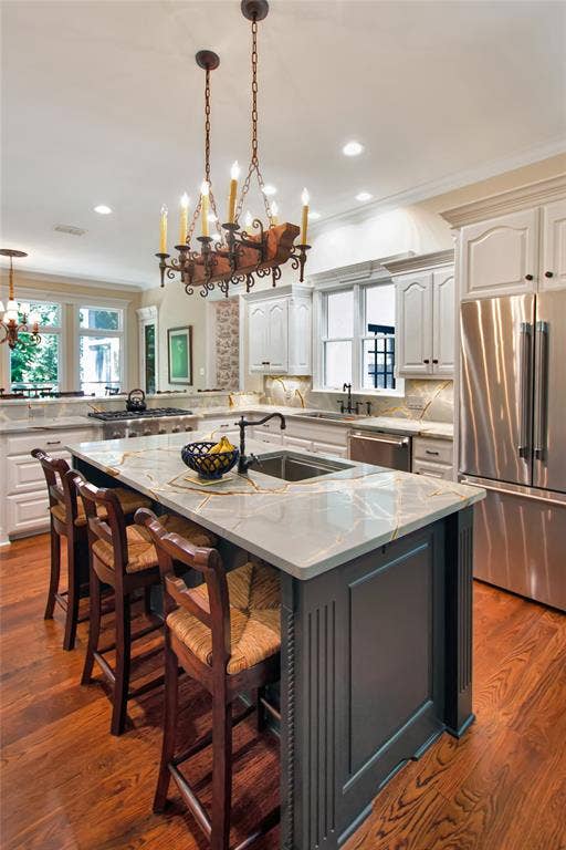 3889 Brighton Creek Circle, Tyler, TX 75707 3889 Brighton Creek Circle, Tyler, TX 75707