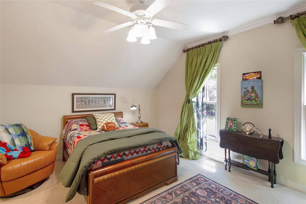 3889 Brighton Creek Circle, Tyler, TX 75707 3889 Brighton Creek Circle, Tyler, TX 75707
