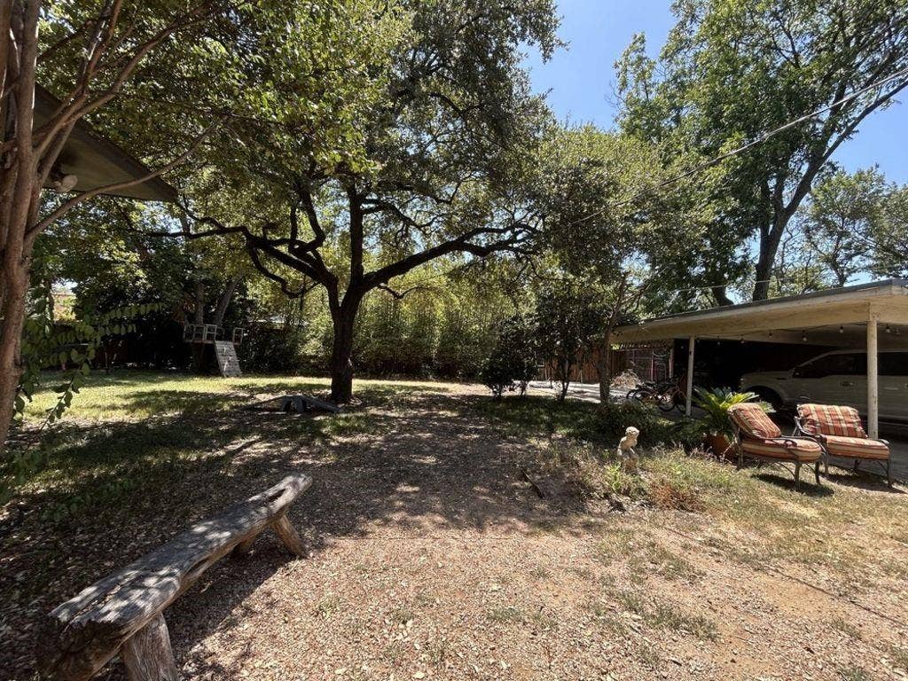 6522 Royal Lane, Dallas, TX 75230